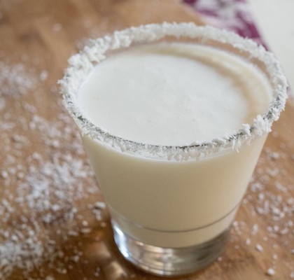 Tem VÍDEO NOVO no canal! Ensinamos a receita da fantástica batida de coco!! Muito fácil fazer, só colocar tudo no liquidificador e pronto. Vai lá no canal, tem esta e mais outras receitas incríveis —> youtube.com/tobemnacozinha