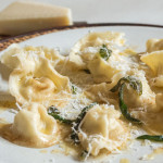 CAPELETE DE FRANGO com Requeijão Cremoso